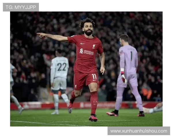 足球巨星一周训练与比赛日程揭秘 从早晨到夜晚的高强度生活