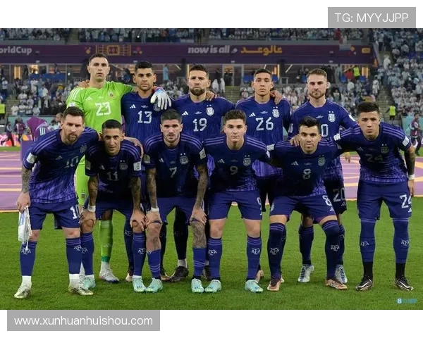 阿根廷足球明星太太身份揭秘：背后的支持与闪耀人生